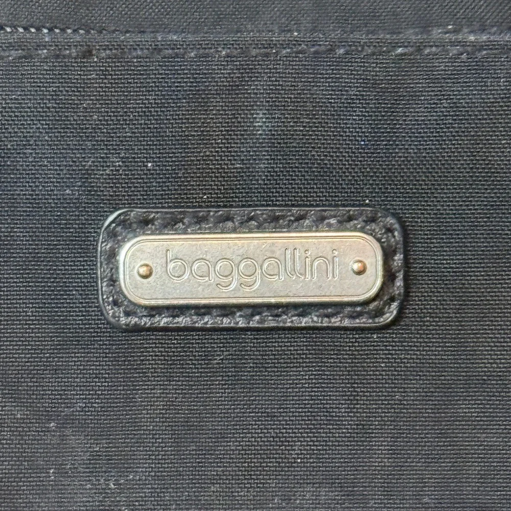 Baggallini Black Nylon Crossbody Bag Adjustable Strap Multi-Pocket Travel Purse‎